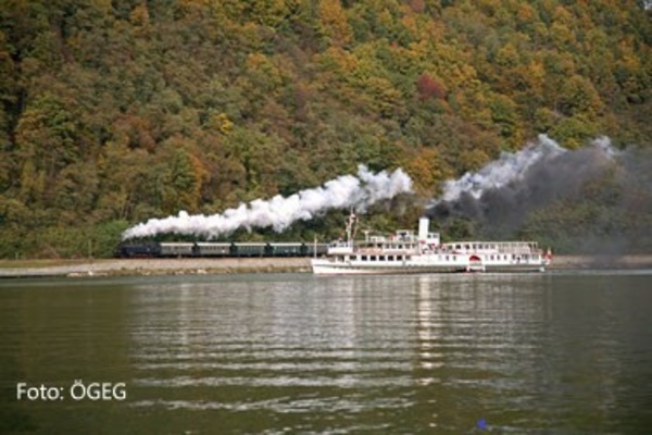 Leonding fährt Schiff - Bahn & Schiff "Wein-Pilgerreise durch die Wachau"